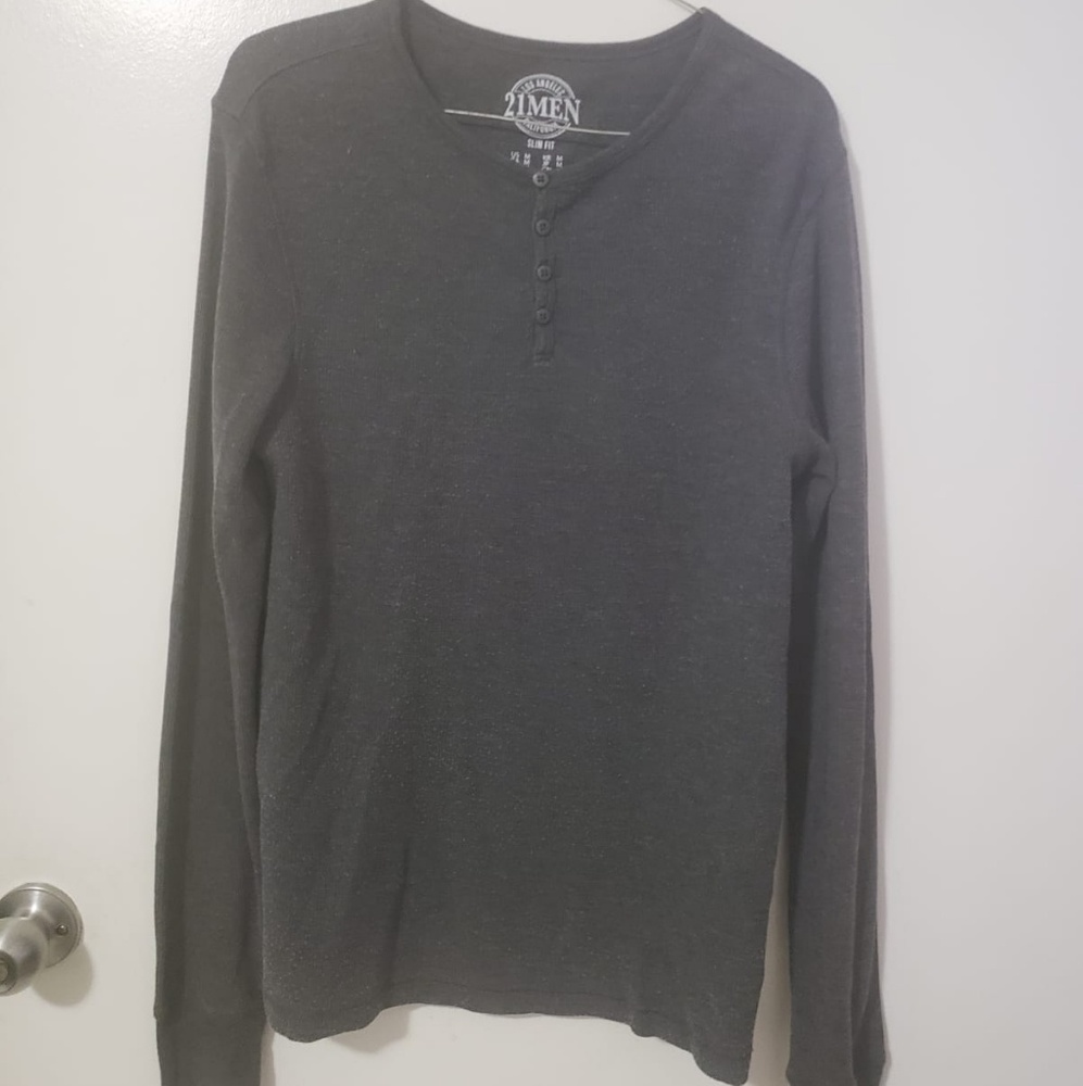 21 men long sleeve shirt